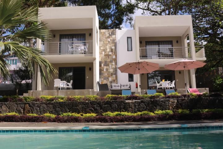 Valmarin Seafront Apartments Trou dʼEau Douce Extérieur photo