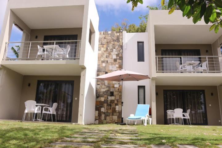 Valmarin Seafront Apartments Trou dʼEau Douce Extérieur photo